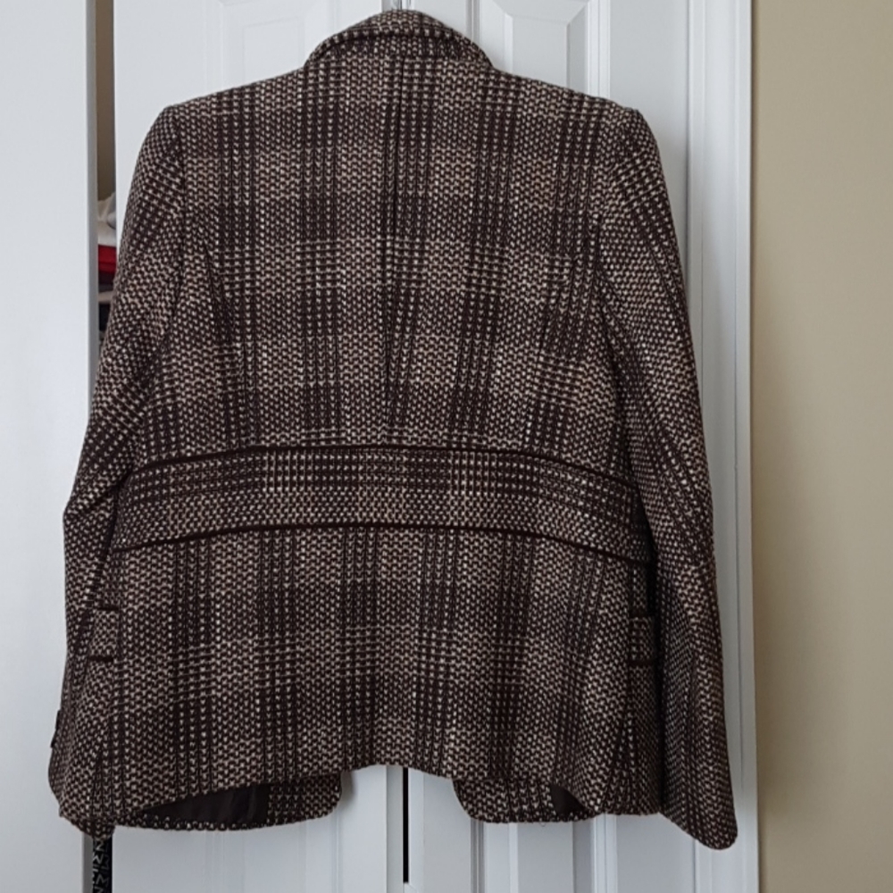 Cloths - Picture 5 of 5